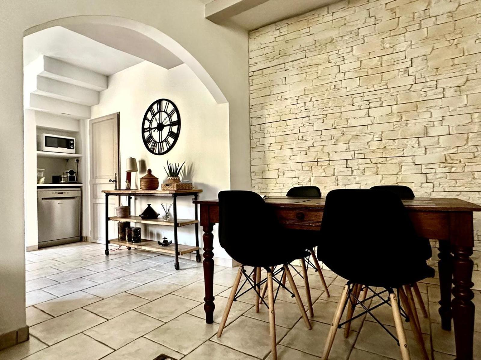 Home 12 Les Vignes Châteauneuf-du-Pape Eksteriør billede